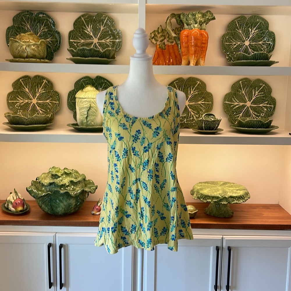 Lilly Pulitzer Racerback Tee Size M